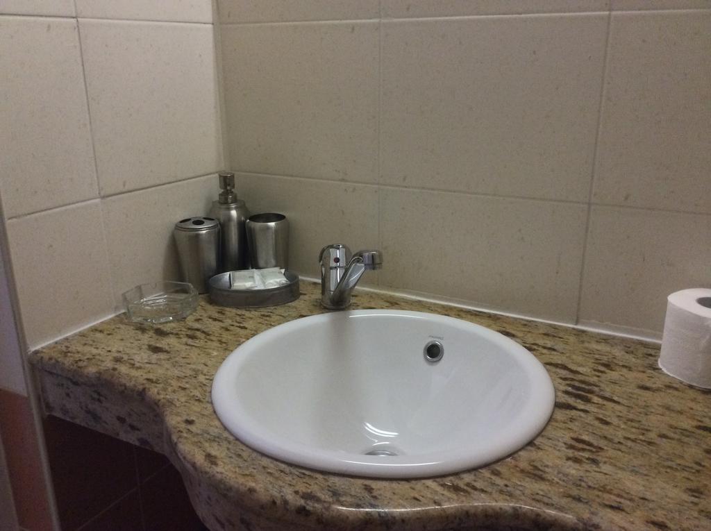 National Hotel Ruse Bilik gambar